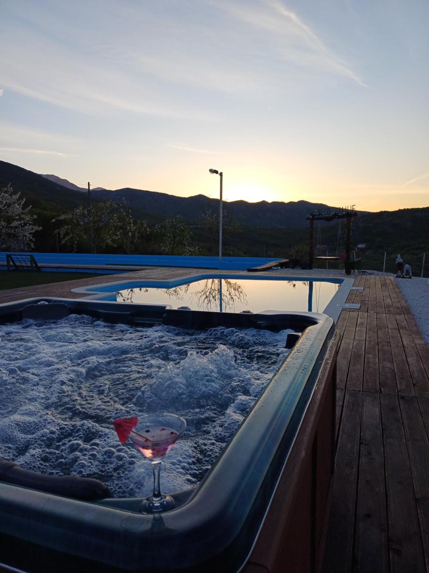 Holiday Home Poljicko Imanje Donji Dolac Bagian luar foto