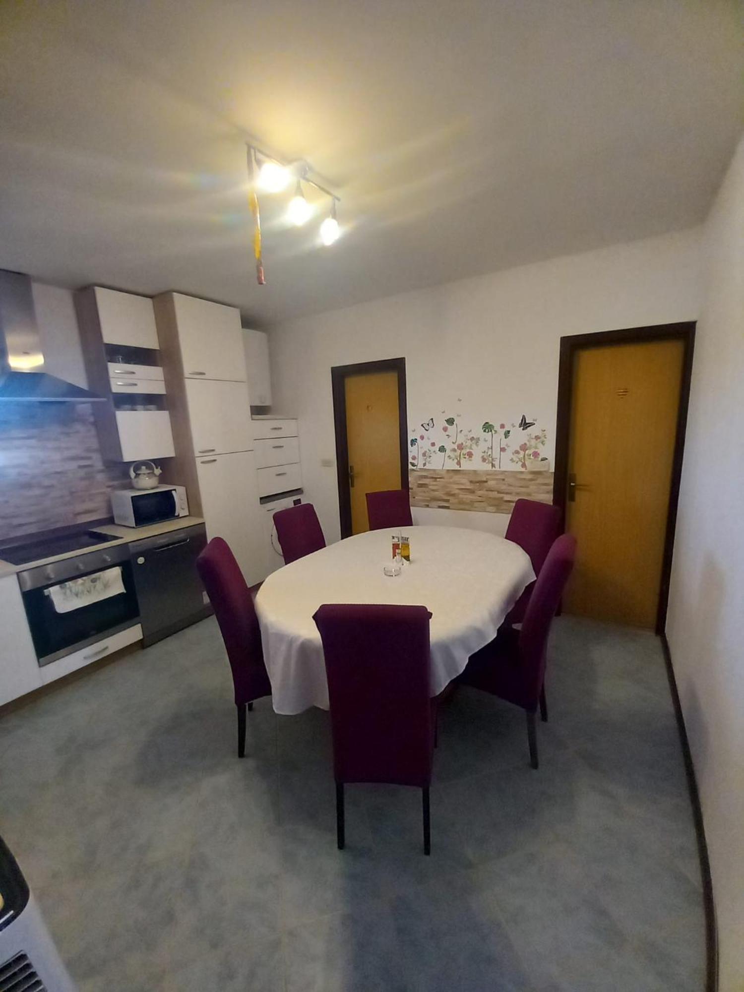 Holiday Home Poljicko Imanje Donji Dolac Bagian luar foto