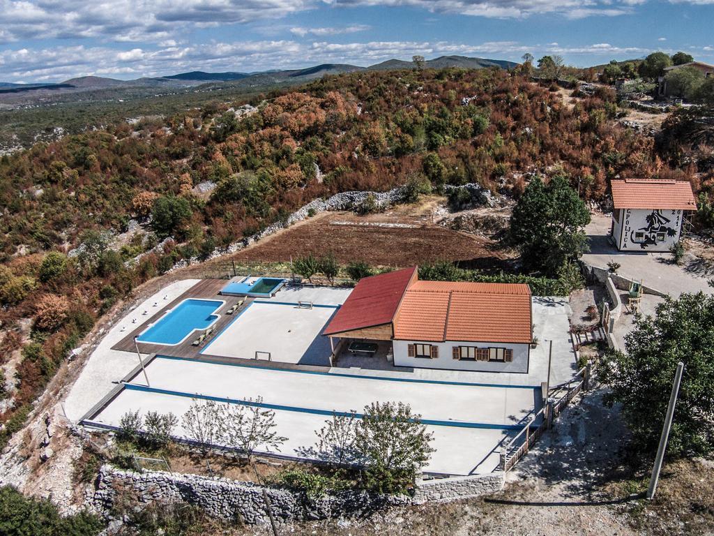 Holiday Home Poljicko Imanje Donji Dolac Bagian luar foto