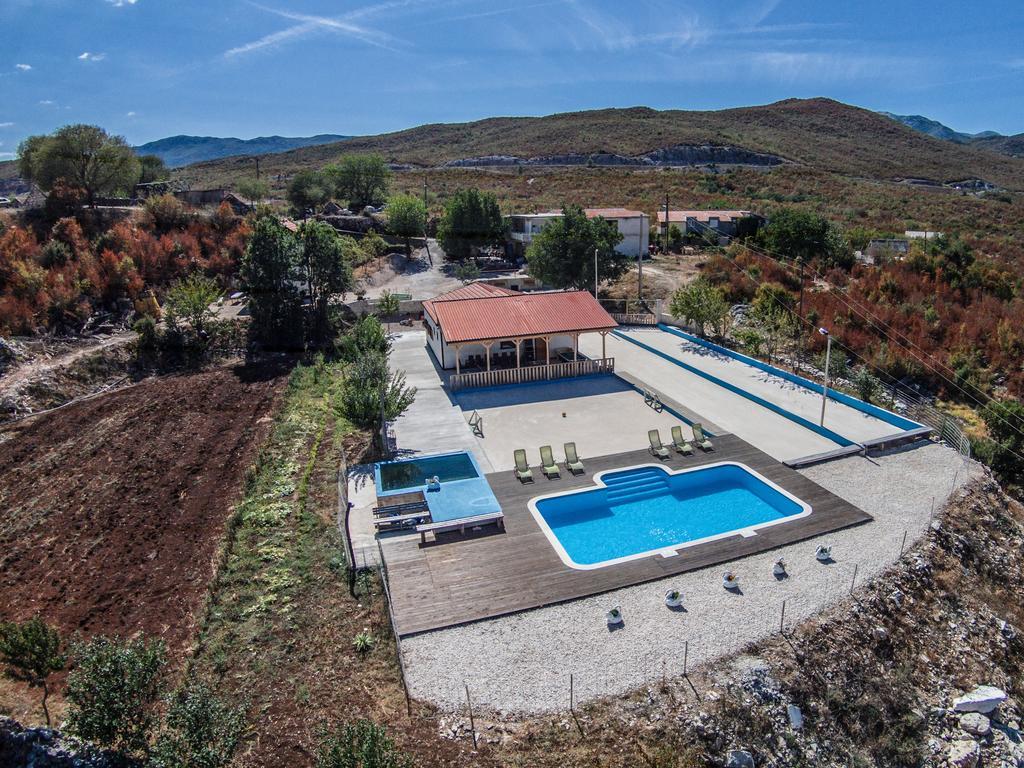 Holiday Home Poljicko Imanje Donji Dolac Bagian luar foto